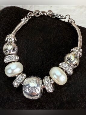 Silver Charm Bracelet Laugh Dream Love Stars Pearl Beads Sparkle Statement